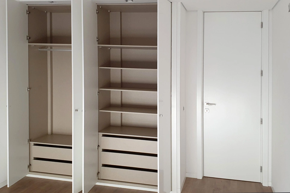 interieur placard sur mesure